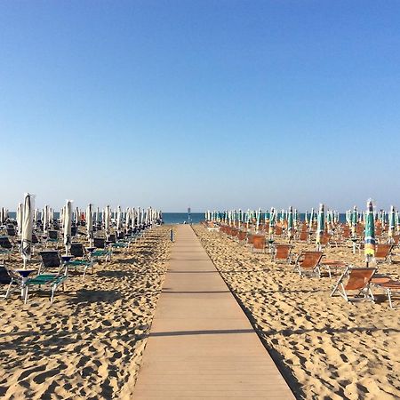 Appartamenti Casa Del Mare Bibione Esterno foto
